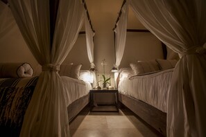 Ropa de cama de alta calidad y minibar