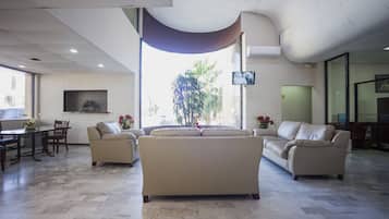 Sala de estar en el lobby
