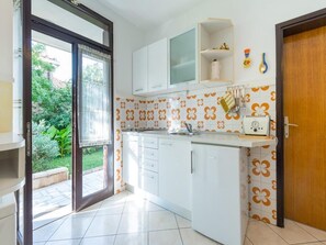 Tabla de planchar con plancha 