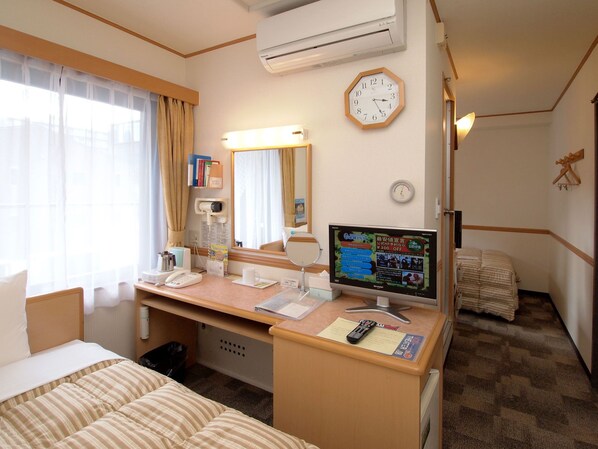 Room - Toyoko Inn Sasebo Ekimae (Sasebo)