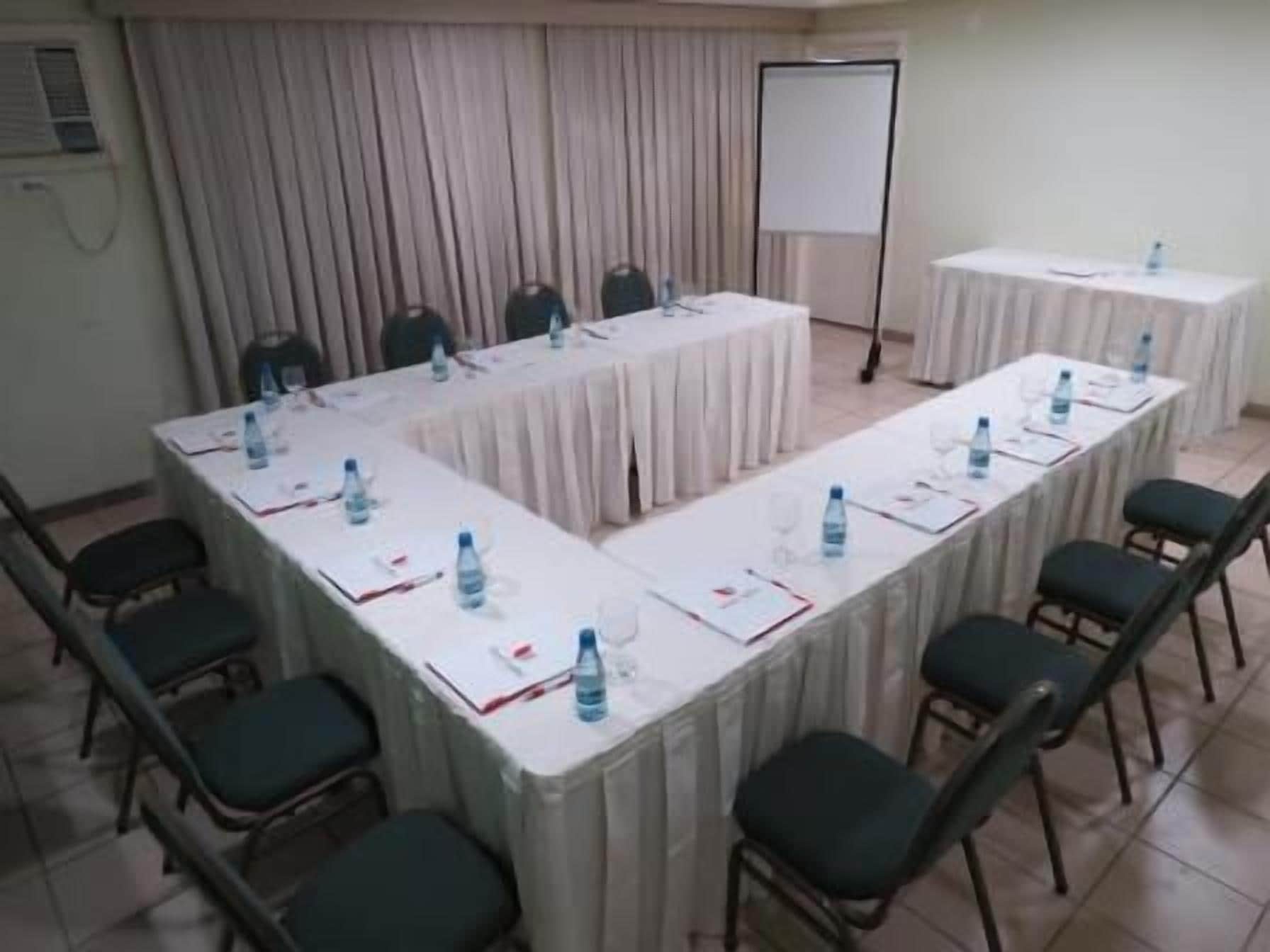 Photo - Steel Valley Economic Hotel