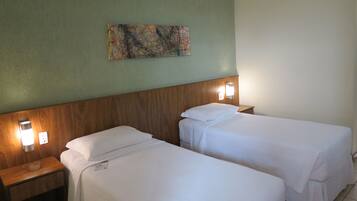 1 habitación, minibar, caja de seguridad en la habitación y escritorio