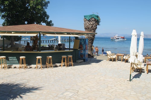 Akti Panela Beach Hotel