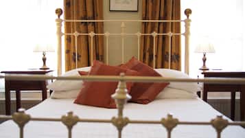 Standard Room, 1 Double Bed, Ensuite, City View (Room 1)