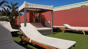 Terrace/patio - Galeon Hotel (Brena Alta)