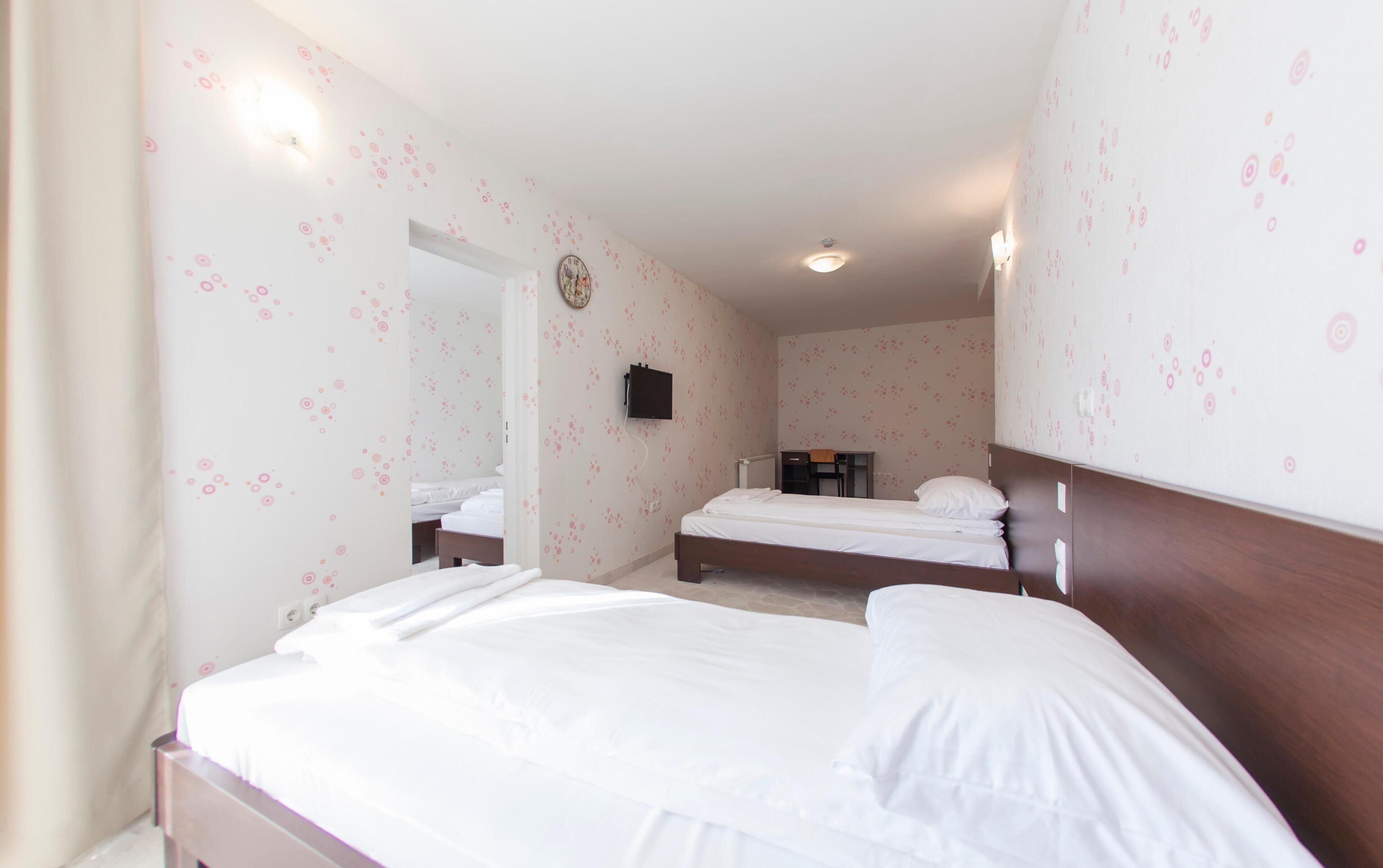In-room safe, desk, soundproofing, iron/ironing board (on request)