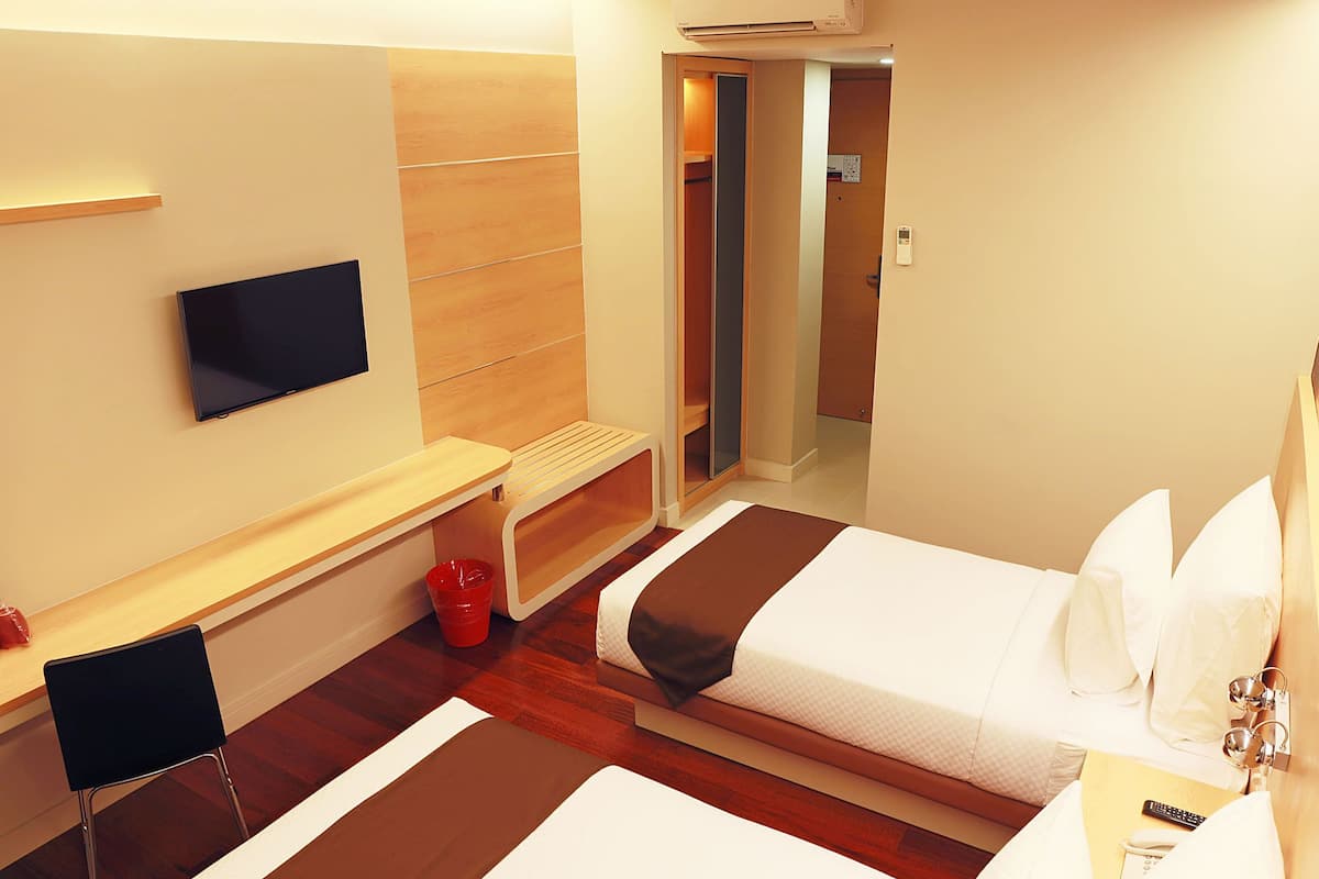 Superior Twin Room | In-room safe, desk, soundproofing