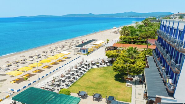 Front of property - Gumuldur Mavi Deniz Otel (Menderes)