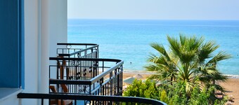 Gumuldur Mavi Deniz Otel