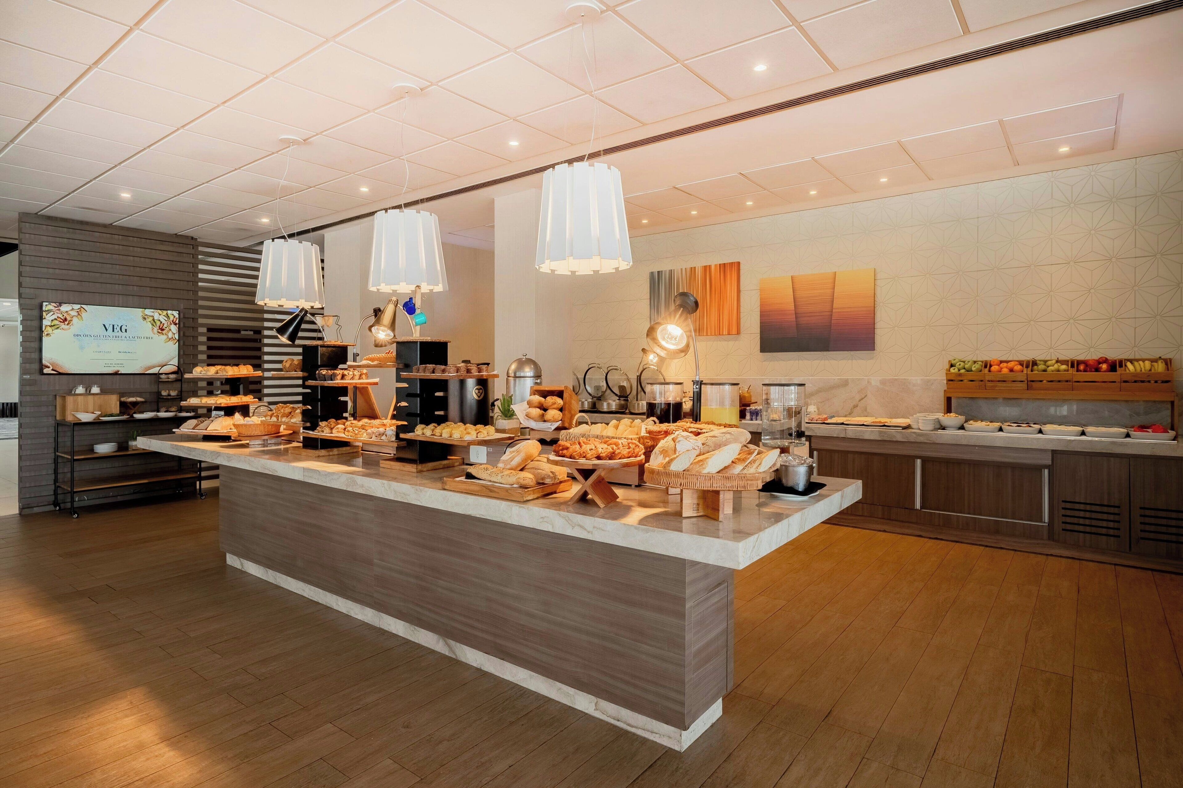 daily buffet breakfast (brl 74.8 per person)