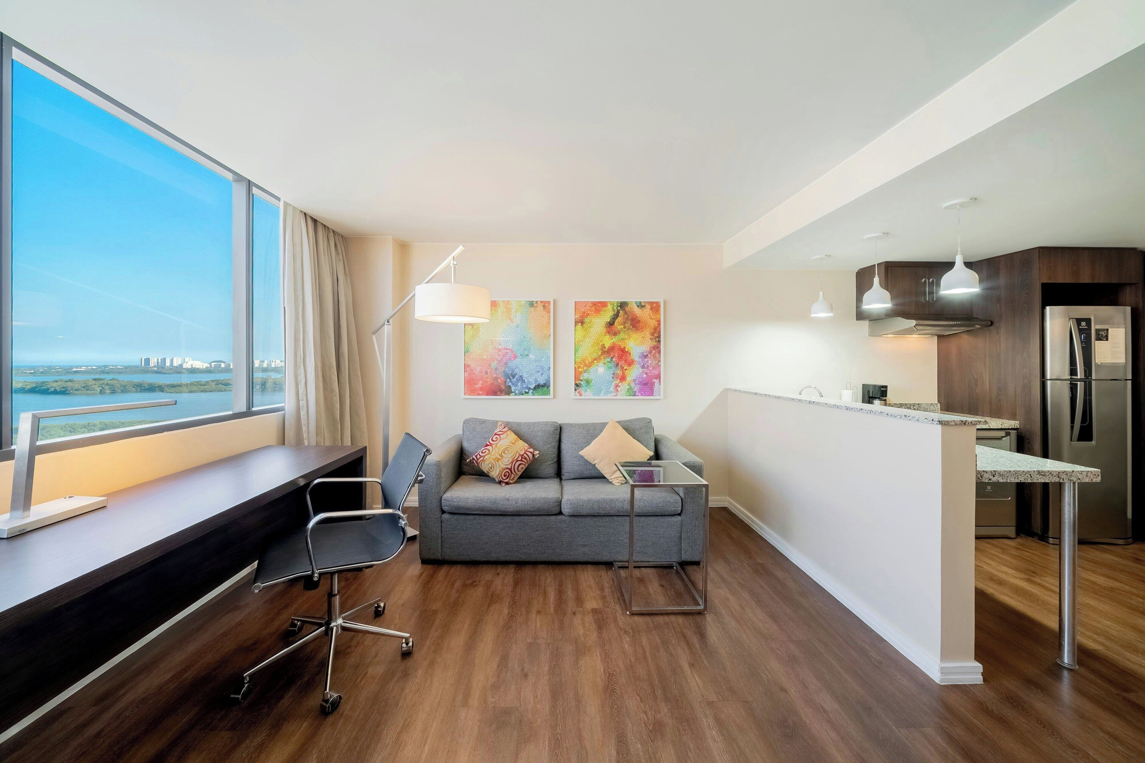 premium bedding, minibar, in-room safe, blackout curtains