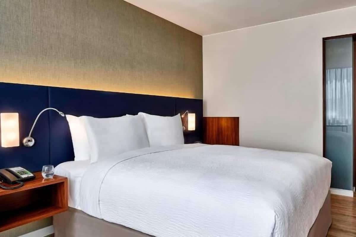 Premium bedding, minibar, in-room safe, blackout curtains