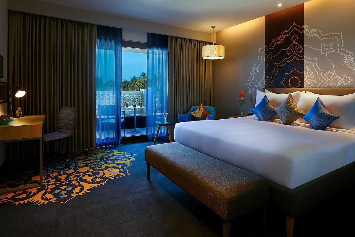 Premier Suite, Balcony | In-room safe, desk, blackout curtains, soundproofing