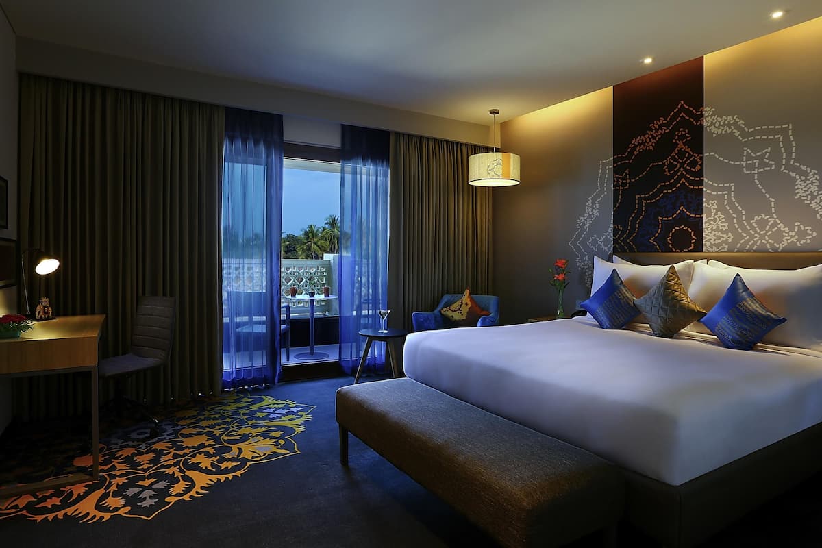 Premier Suite, Balcony | 1 bedroom, in-room safe, desk, blackout curtains