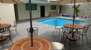 Terrace/patio - Marvento Suites (Salinas)