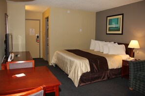 Room, 1 King Bed with Sofa bed | Premium bedding, desk, blackout curtains, iron/ironing board