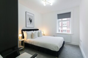 Large Two-Bedroom Apartment - Urban Chic - Bond Street (London)