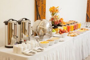 Desayuno buffet incluido todos los días 