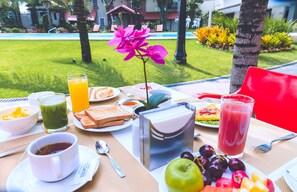 2 间餐厅，国际美食