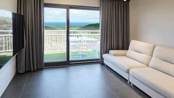 Premier 30 Pyeong (Extra Person Fee 15,000 KRW to be paid at check-in) | Soundproofing, free WiFi