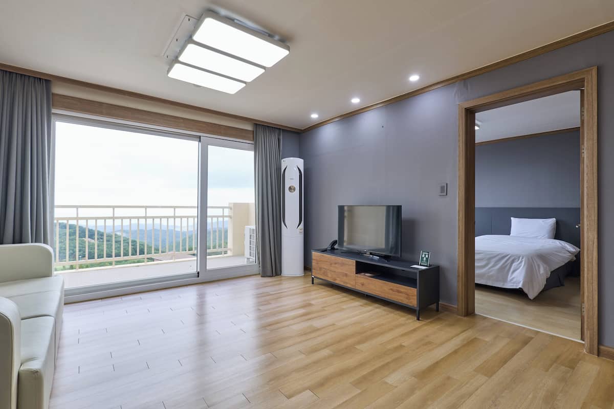 1 habitación, sistema de insonorización y wifi gratis