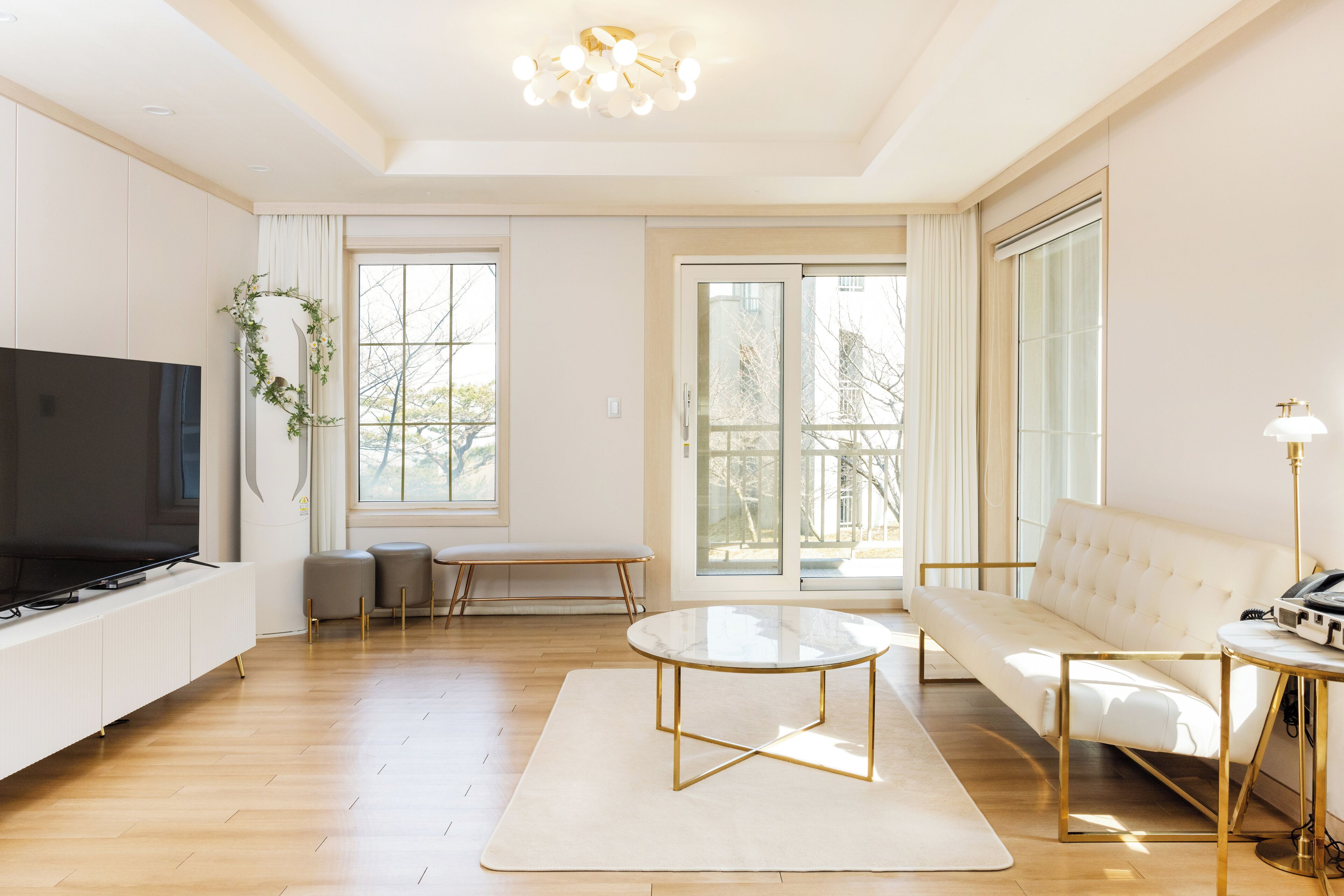 Ping pong, heated floors