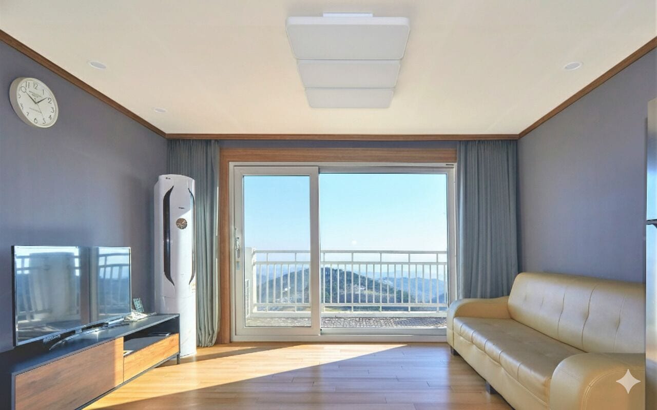 Villa High floor 30PY (Extra Person Fee 15000 KRW Upon Check In) | Soundproofing, free WiFi