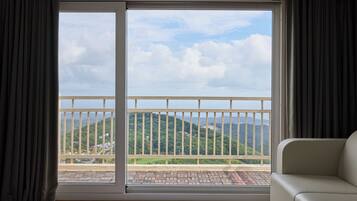 Villa High floor 30PY (Extra Person Fee 15000 KRW Upon Check In) | Insonorización, wifi gratis y ropa de cama