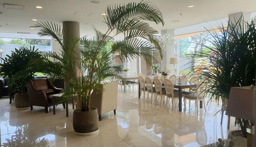 Palgong Emillia Hotel