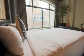 Family Quadruple Room, 2 Queen Beds, City View - A in Hotel (Ho Chi Minh City)