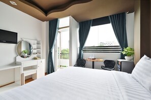 Habitación doble ejecutiva, balcón, vista al parque | Minibar, escritorio, wifi gratis y ropa de cama 