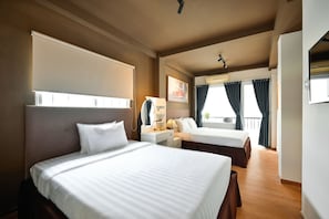 View from room - The Noble Swan Wood Park Hotel (Ho Chi Minh City)