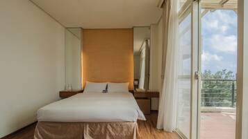 Habitación panorámica doble, vistas al mar | Edredones de plumas, sistema de insonorización, wifi gratis