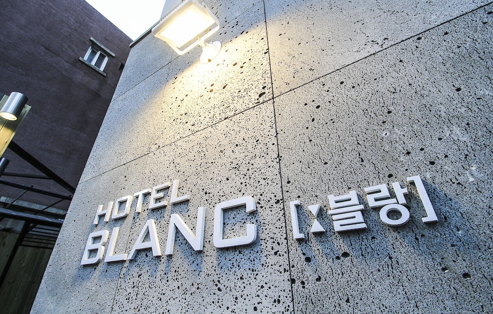 Blanc Hotel Gangnam