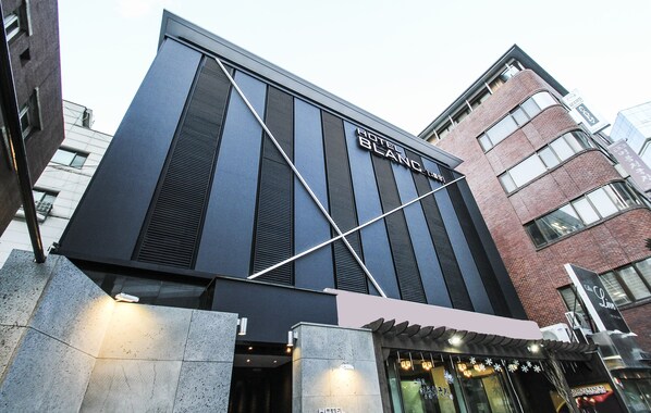 Exterior - Blanc Hotel Gangnam (Seoul)