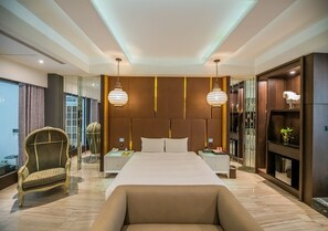 Deluxe Double Room (Check-in after 8PM) | Room amenity - Feng Cai Motel (Yuanlin)
