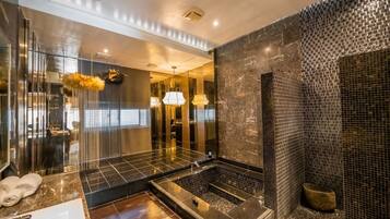 Deluxe Double Room (Check-in after 8PM) | Room amenity