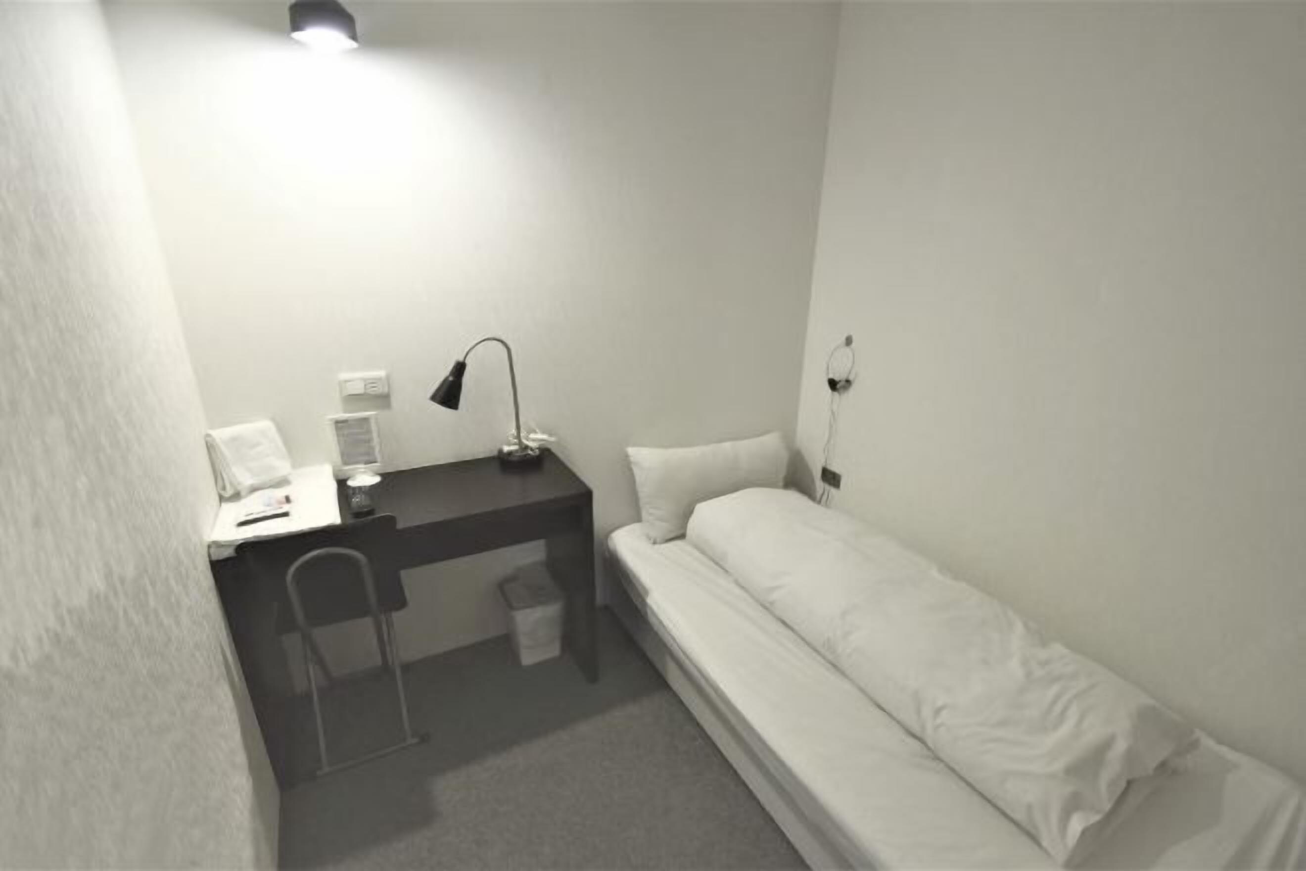Desk, free WiFi, bed sheets, wheelchair access