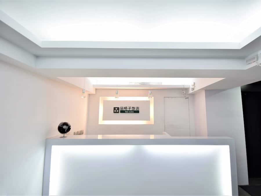 Desk, free WiFi, bed sheets, wheelchair access