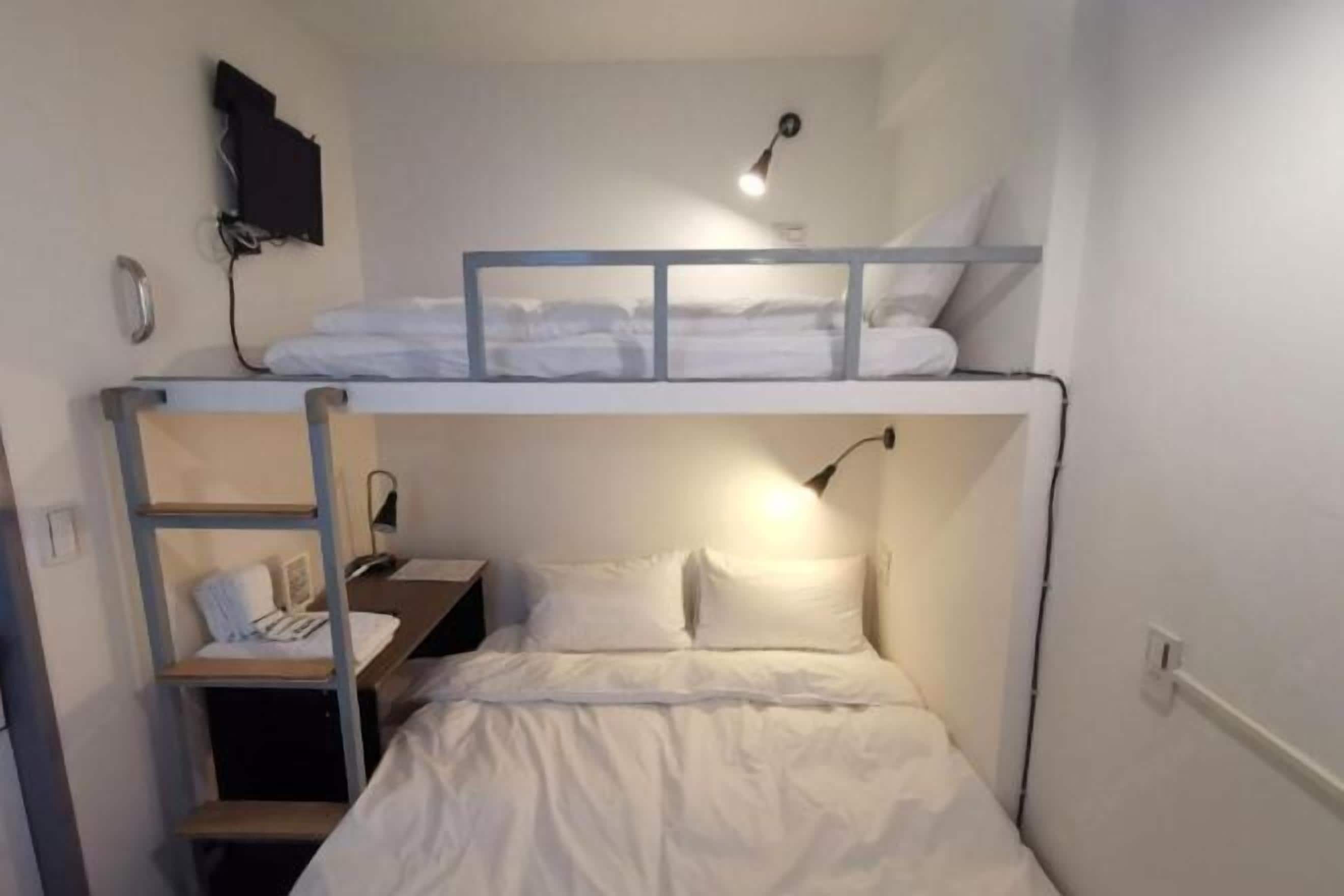 Desk, free WiFi, bed sheets, wheelchair access