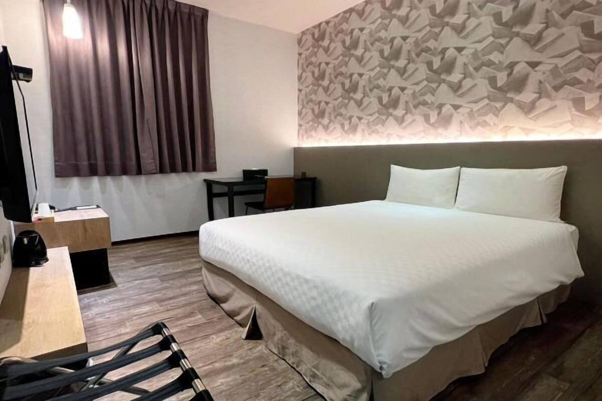 Down duvets, blackout curtains, free WiFi, bed sheets