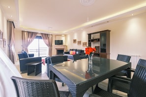 Villa | Living area | Flat-screen TV - Ehden Village Residences (Ehden)