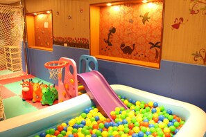 Children ’s play area – indoor - Constellation Coast B&B (Hualien City)