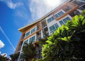 Exterior - Nano Place Hotel (Si Racha)