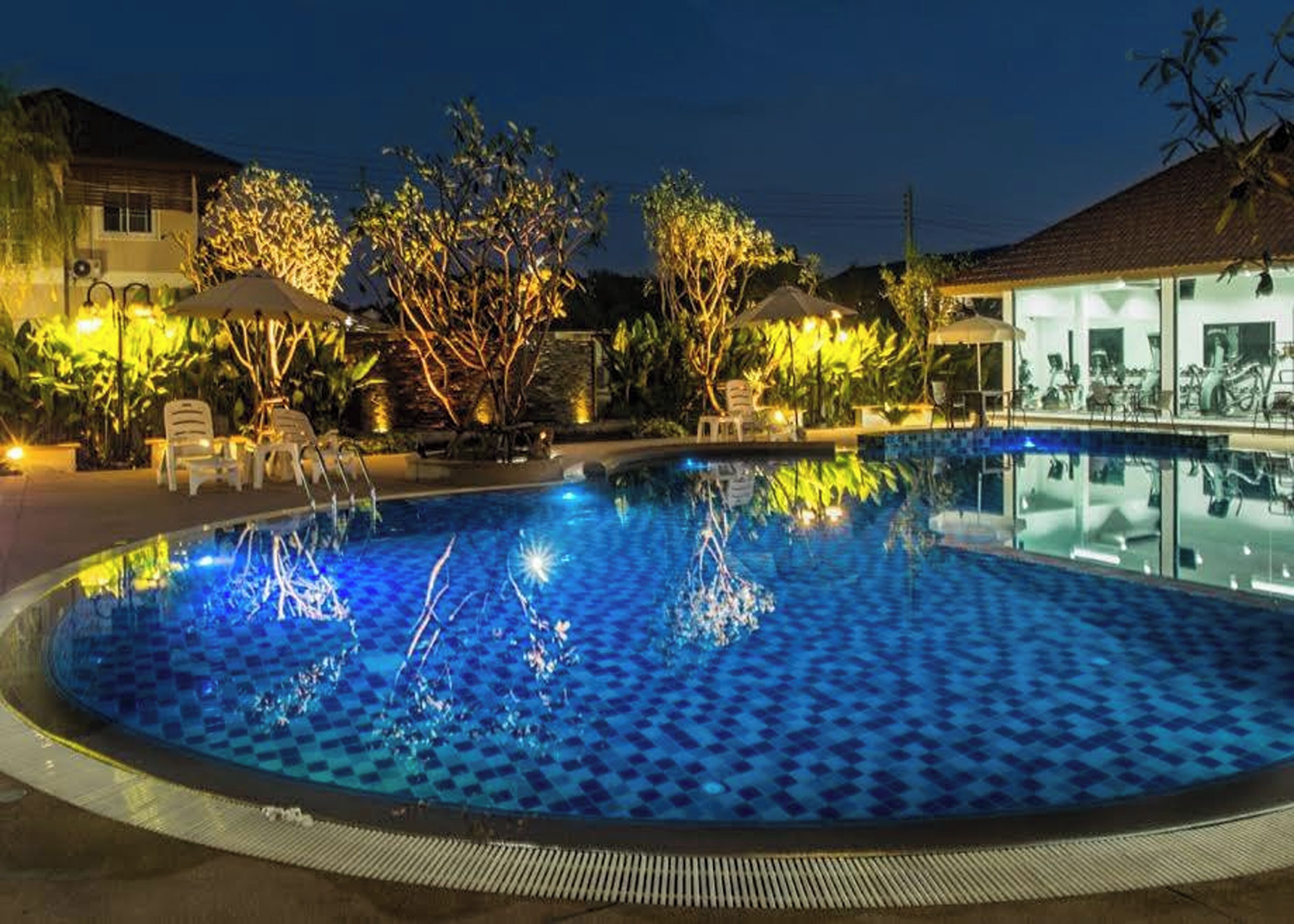 Outdoor pool, pool umbrellas, pool loungers