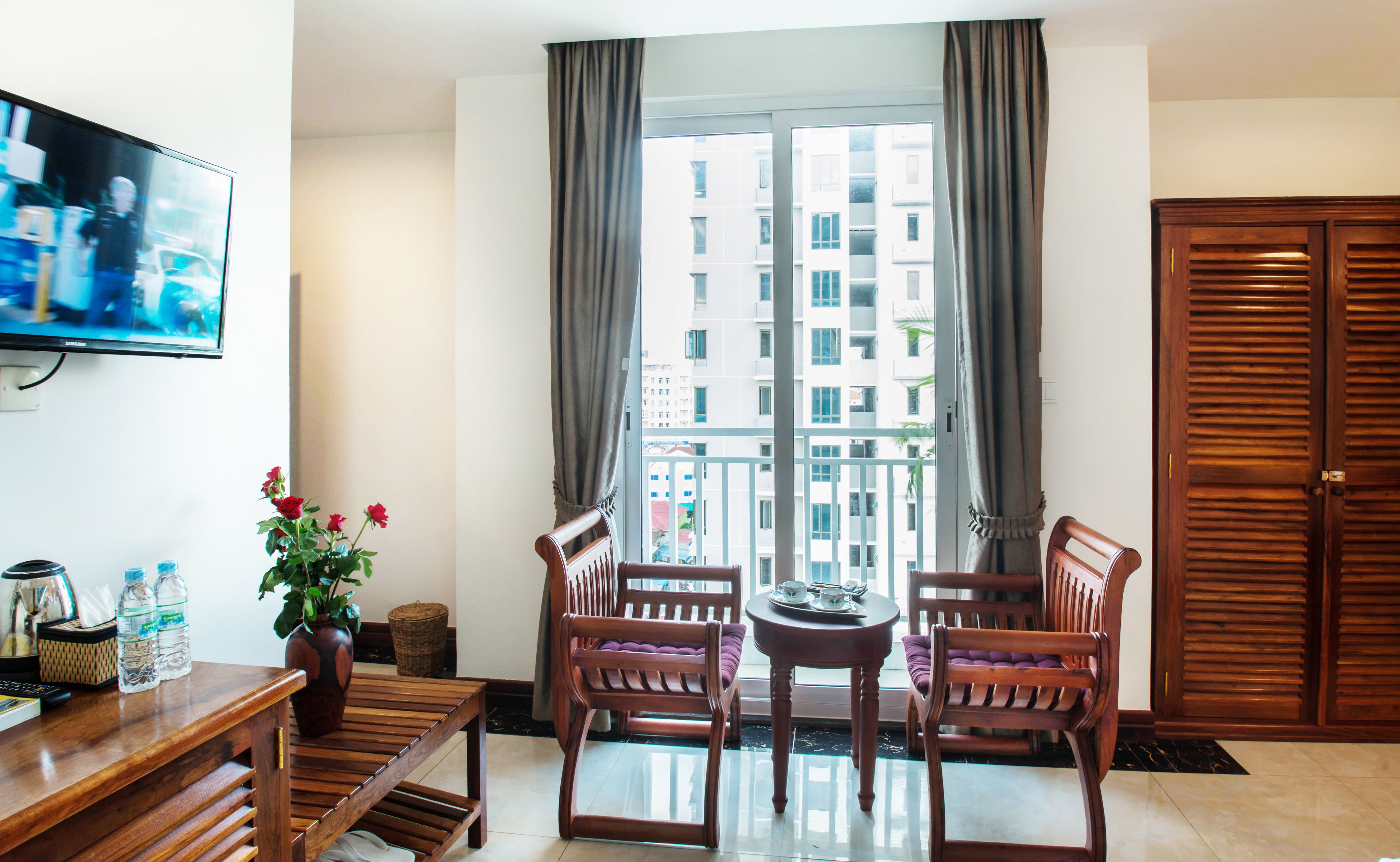 superior double room, 1 king bed, city view | city view