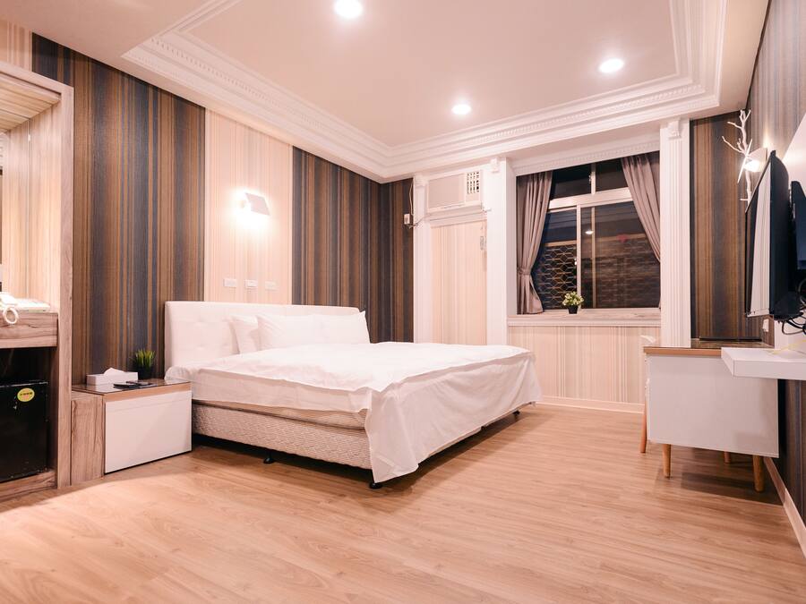 Standaard Twin kamer, 1 kingsize bed | Kameruitzicht