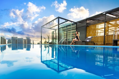 Outdoor pool. Bay Hotel Ho Chi Minh