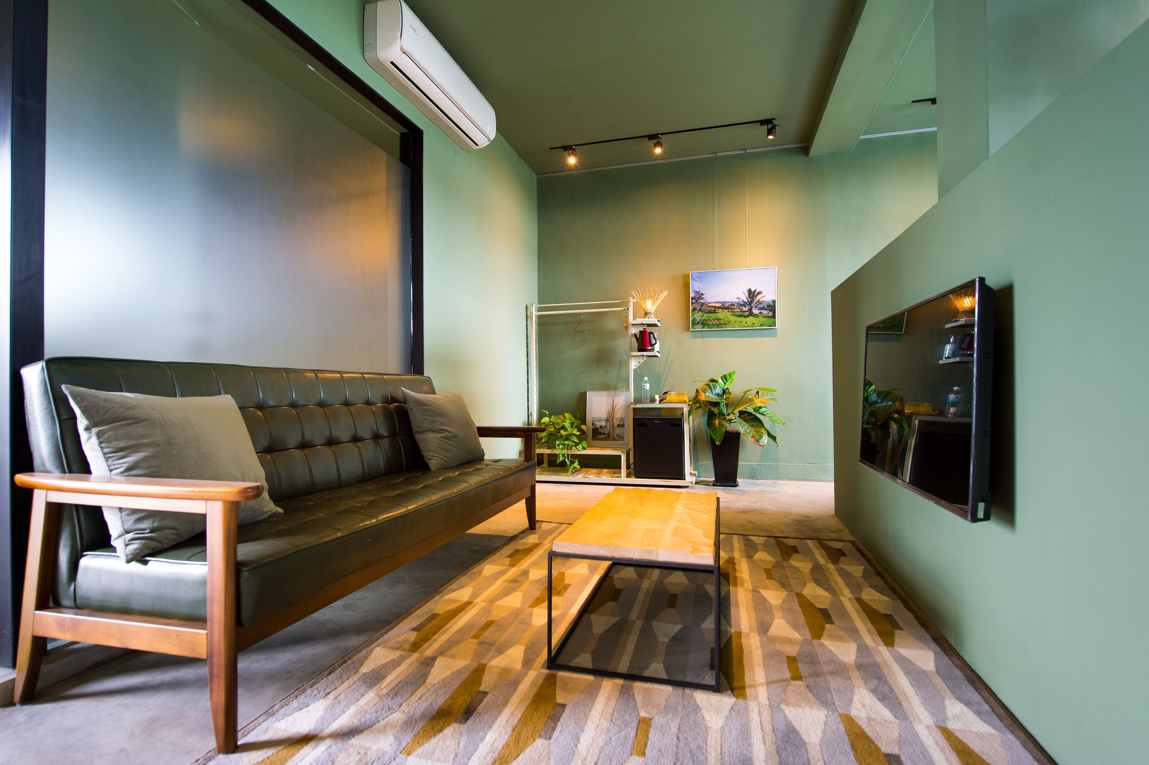 quadruple room, harbour view | living area | 42-inch led tv with digital channels, tv