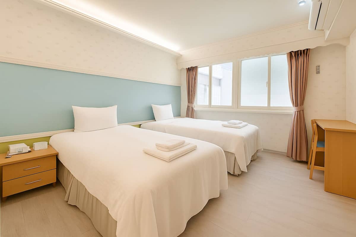 Peralatan tempat tidur premium, gebar bulu kapas, meja, kalis bunyi